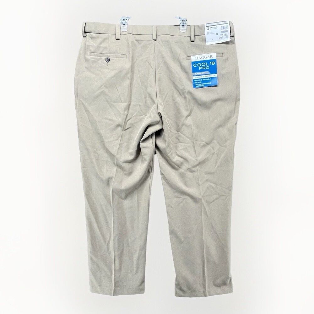 Haggar Mens Classic fit Cool 18 Pro Dress Pants 42 / 29 Khaki Solid Stretch